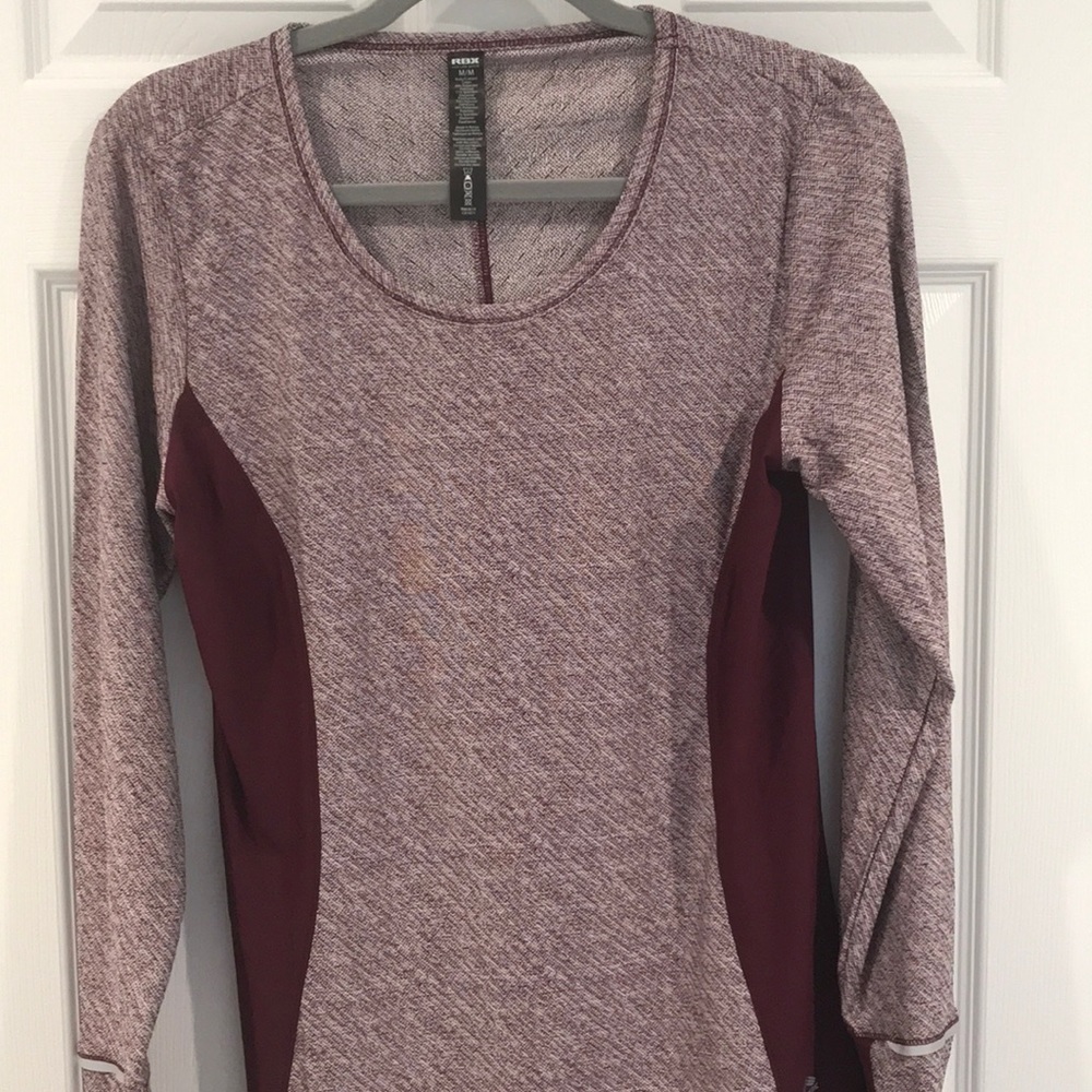 Reebok L/S top new Medium